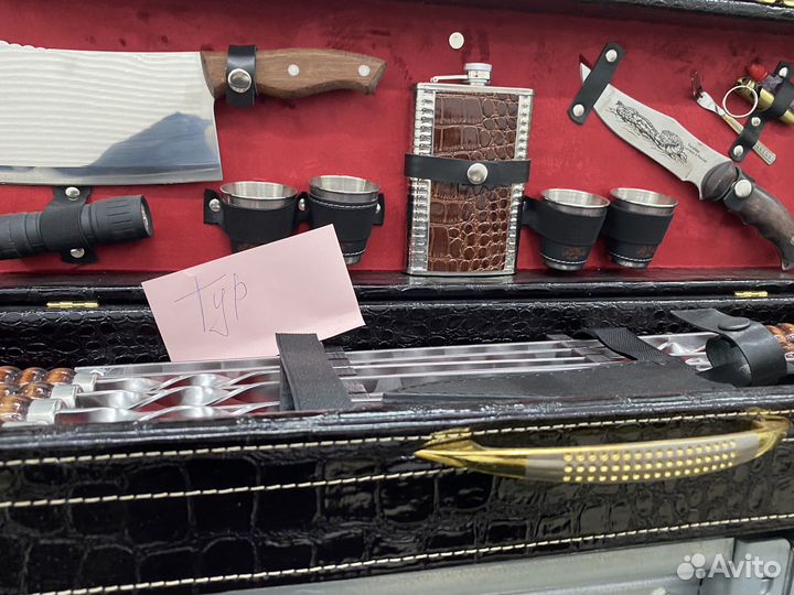 Набор шампуров подарочный в кейсе новый