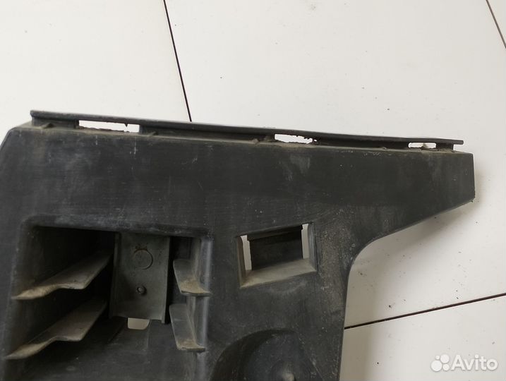 Кронштейн заднего бампера Audi A5 8T