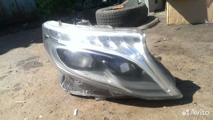 Фара правая LED - Mercedes-Benz Vito W447