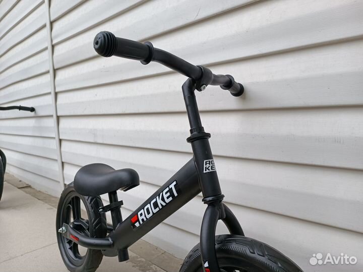 Беговел детский новый