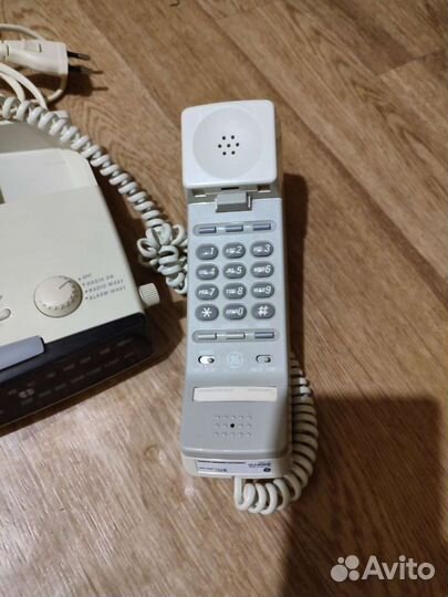 Телефон