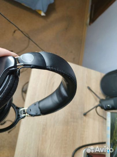 Студийные наушники Audio-Technica ATH-M20