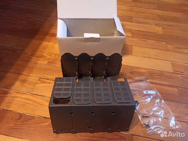 Schneider Electric LV432594 Крышка