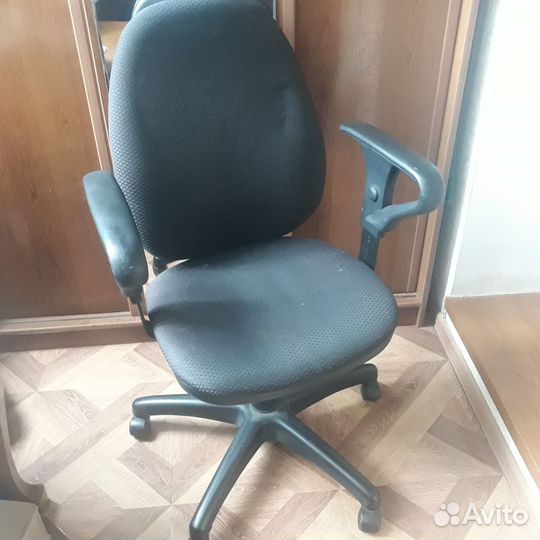 Компьютерное кресло