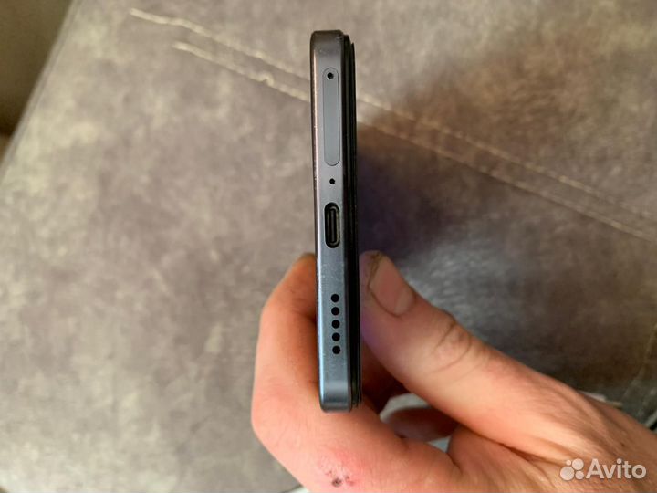 vivo V27e, 8/128 ГБ