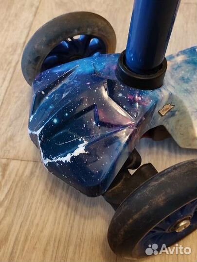 Самокат трёхколёсный светящиеся колеса