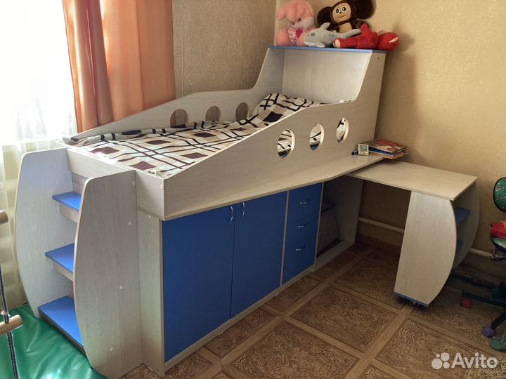 Продаю детскую кровать