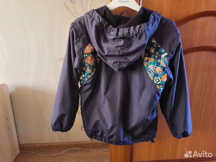 Ветровка для мальчика на рост 122 см