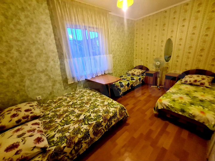 Комната 15 м² в 5-к., 2/2 эт.