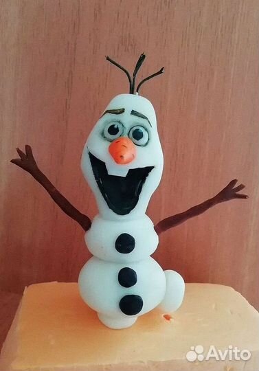 Фигурки и топперы из мастики на заказ