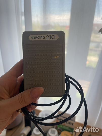 Педаль strong 210