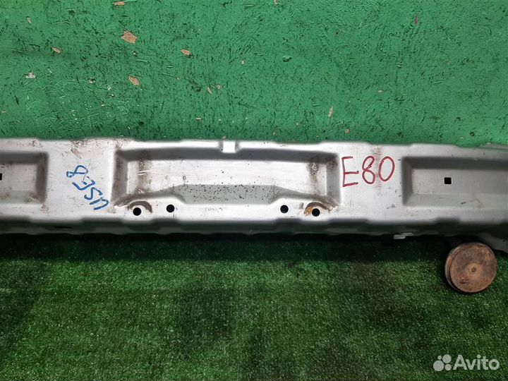 Усилитель бампера переднего Mitsubishi Grandis 20