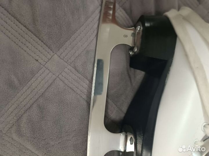 Коньки для фигурного катания