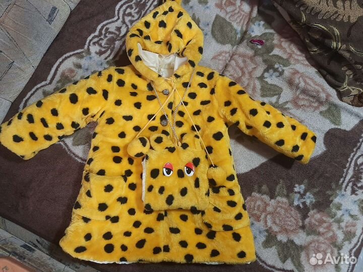 Шубка с муфтой