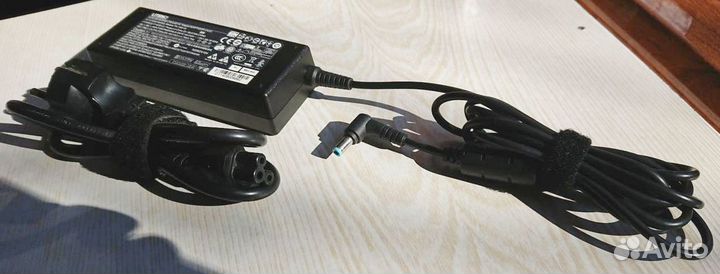 Блок питания ноутбука