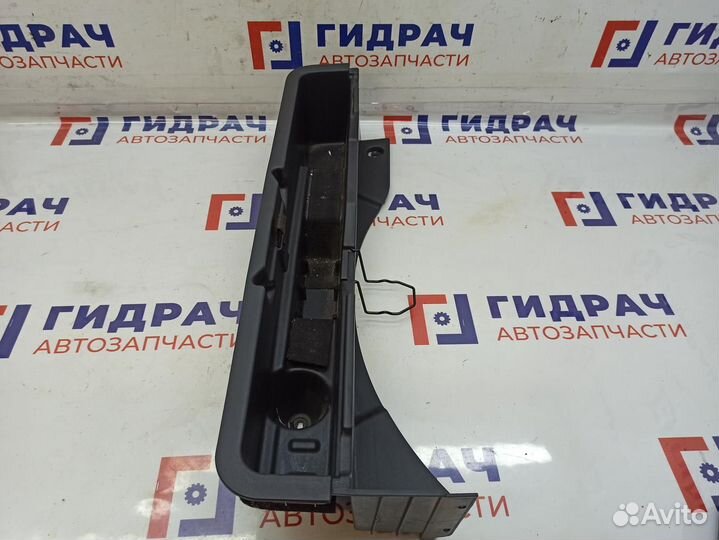 Ящик для инструментов правый Kia Sportage (KM) 857