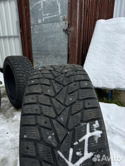 Dunlop SP Winter Ice 02 255/45 R18