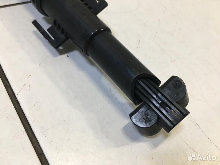 Форсунка омывателя фары BMW 6-series F06