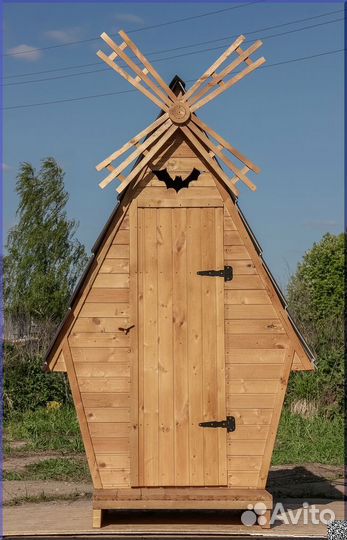 Дачный туалет деревянный SOX562