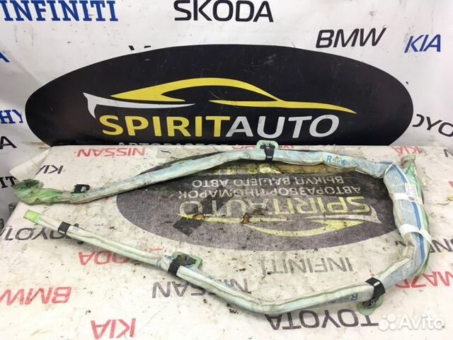 Шторка безопасности правая Skoda Octavia A7 1.4