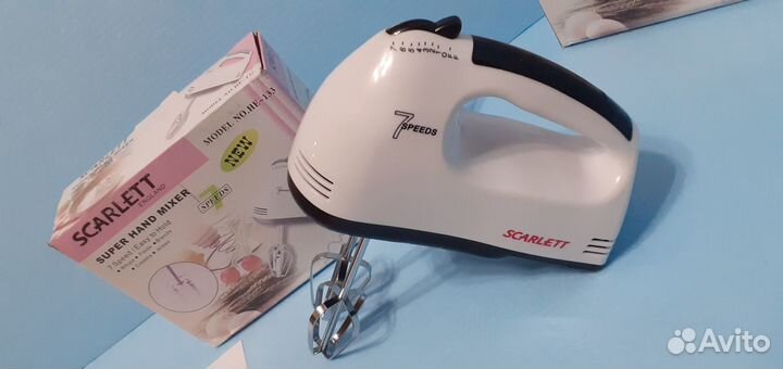Мощный миксер Скарлет 7 скоростей, 2 насадки