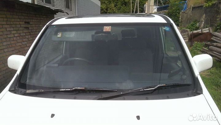 Лобовое стекло на Honda 