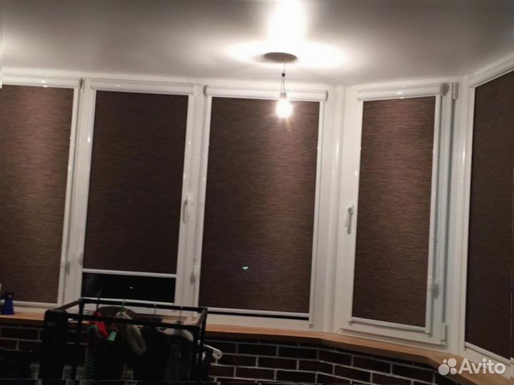 Рулонные шторы с Алисой