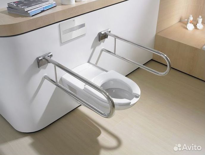 Унитаз для инвалидов керамический подвесной