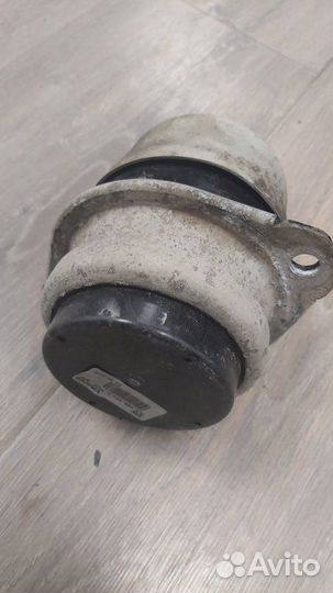 Опора двигателя Volkswagen Touareg 1 4.2 2006
