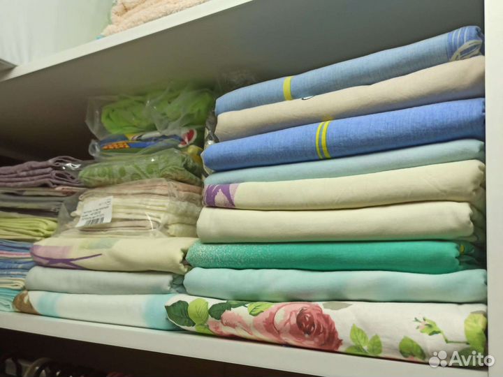 Постельное бельё,простыни на резинке для дачи