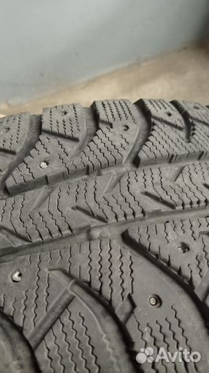 Bridgestone Ice Cruiser 7000 235/60 R18 107T