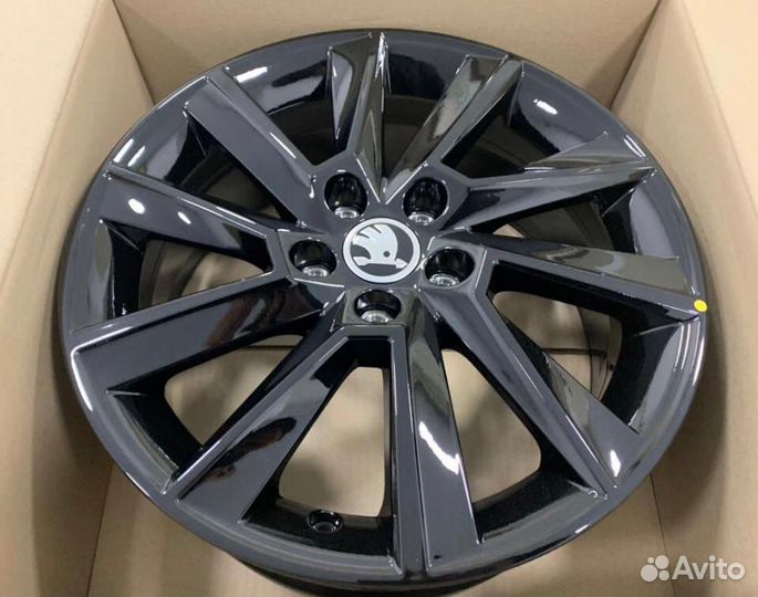 Новые Stratos Black R16 для Skoda Rapid 2022