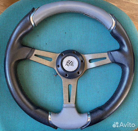 Спортивный руль azard