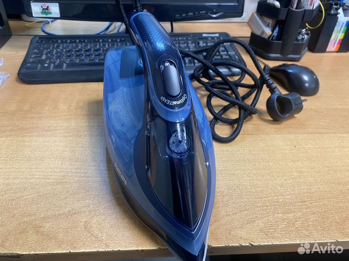 Утюг Philips Azur 8000 Series