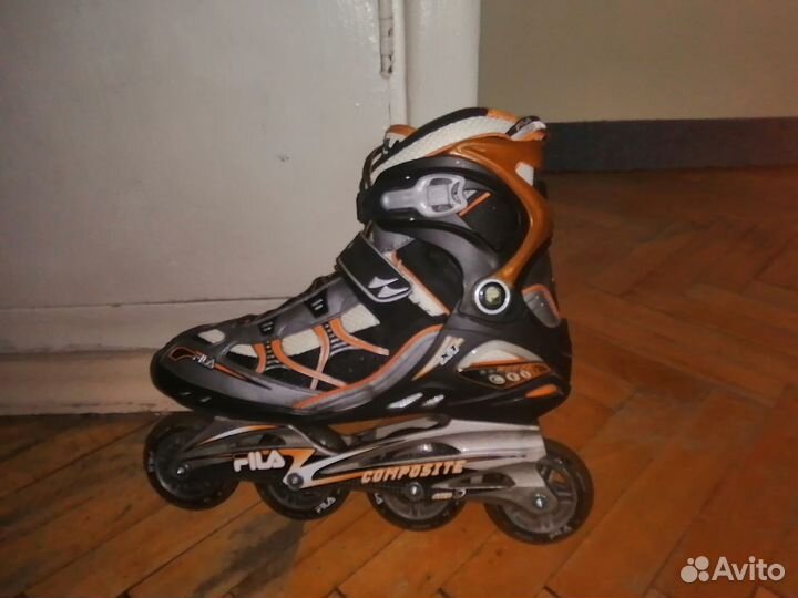 Роликовые коньки