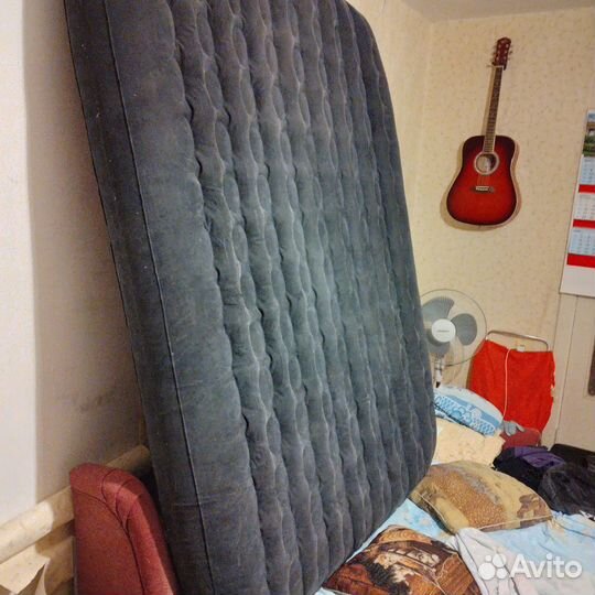 Надувной матрас intex