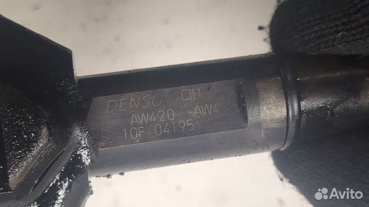 Форсунка топливная Nissan Almera Tino, 2005