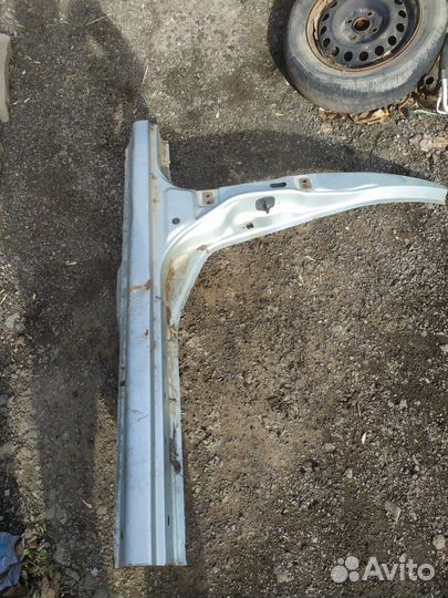 Стойка средняя Nissan Almera Classic