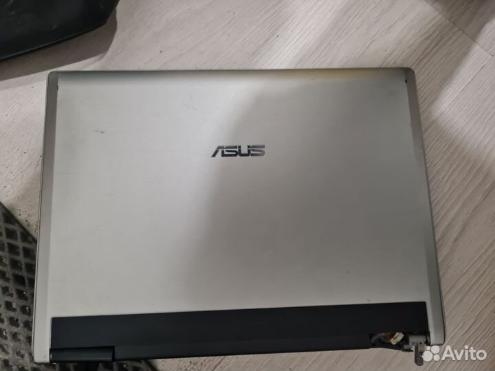 Ноутбук asus на запчасти