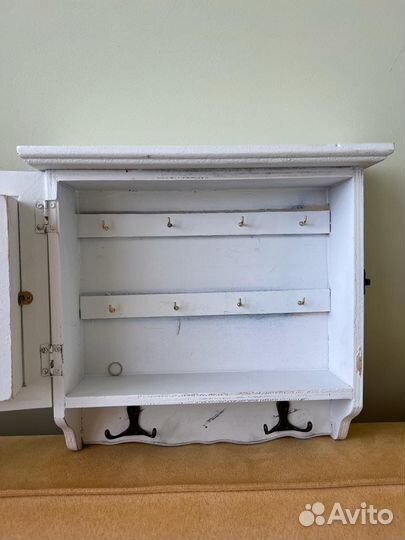 Ключница настенная