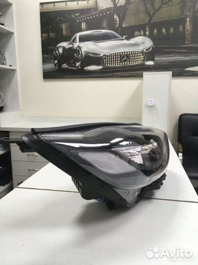 Фара правая Kia Sorento 3 2017