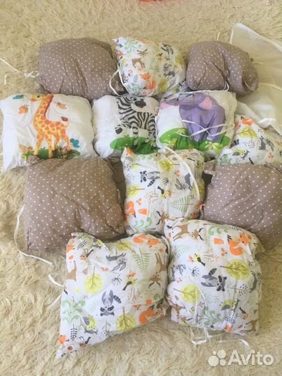 Подушка- бортики в кроватку