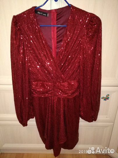 Вечернее платье