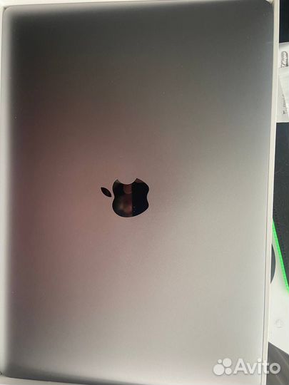 Macbook air 2020 intel i3