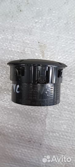 Воздушный дефлектор LADA largus