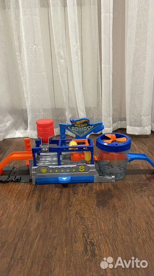 Трек парковка hot wheels