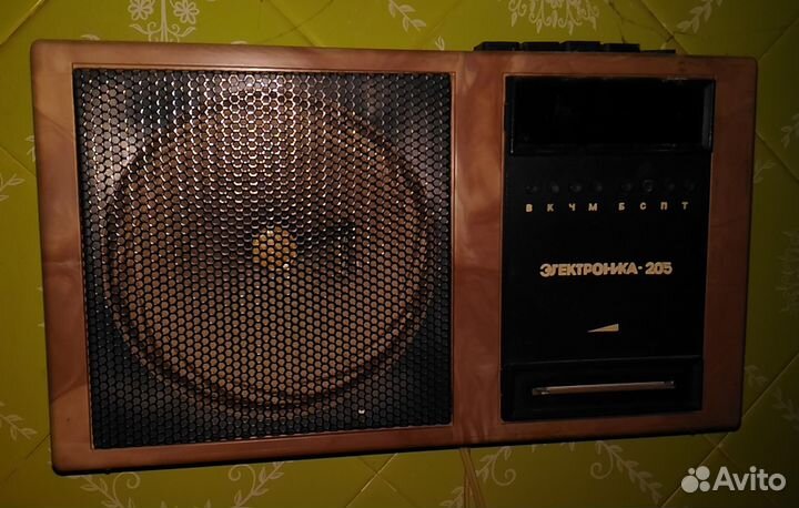 Приемник трехпрограммный с таймером 