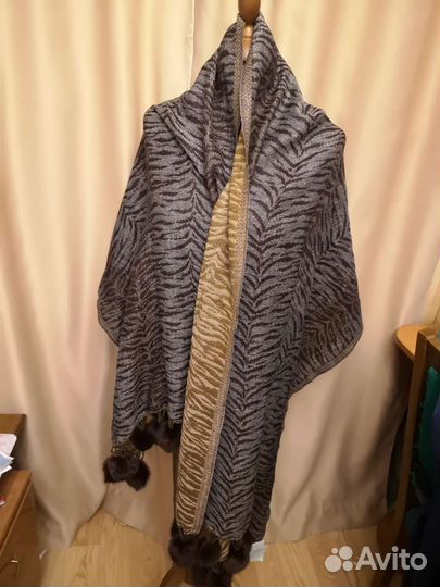 Шаль теплая