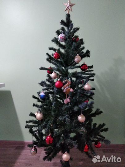 Елка искусственная