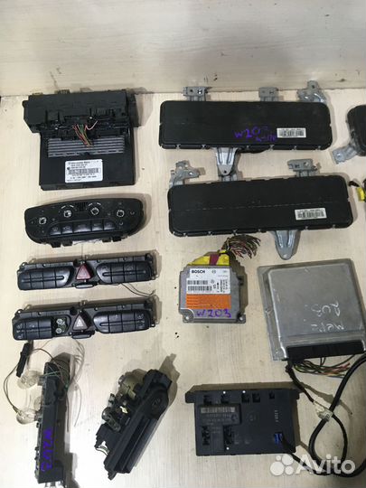 Блок управления двигателем Мерседес W203